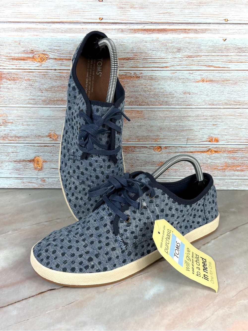 NEW Toms Paseo Canvas Sneakers Cornflower Blue Chambray w/Navy Torn Dots Design